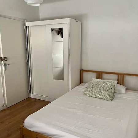 Habitacion Economica Apartment Figueres  Luaran gambar