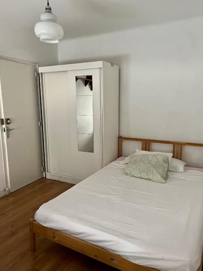 Habitacion Economica Apartment Figueres  Luaran gambar